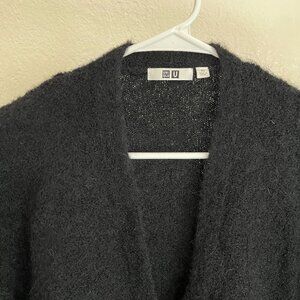 uniqlo / textured wool cardigan / black